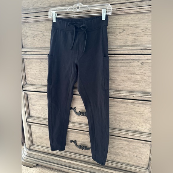 ALO Yoga Black Leggings Checkpoint Leggings - Picture 6 of 14